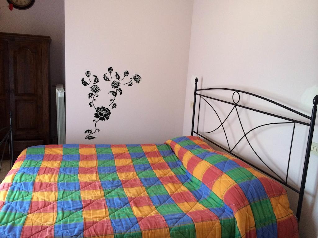 B&B Mirella Citta Sant'Angelo Cameră foto