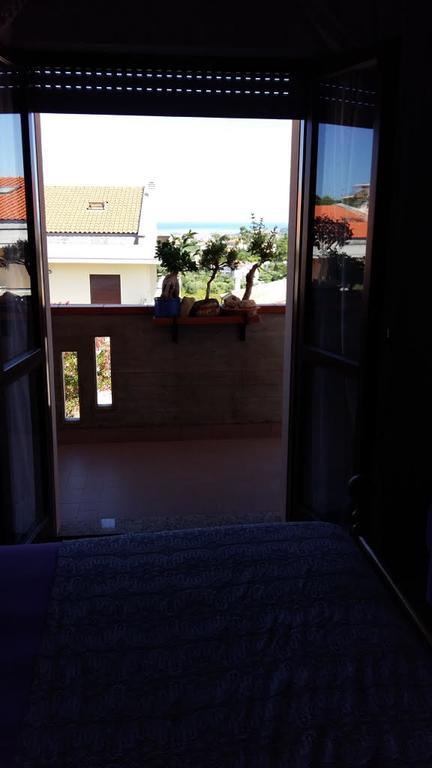 B&B Mirella Citta Sant'Angelo Exterior foto